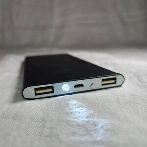 Mopower S10 Slim 10000 mAh Portable Power Bank w/ Two USB-A Ports & Flashlight